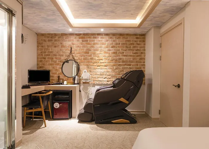 Hotel Louize *